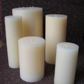 Pillar candle with different color and size 